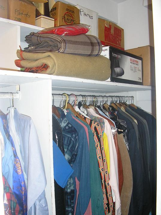 closet2-smaller.JPG